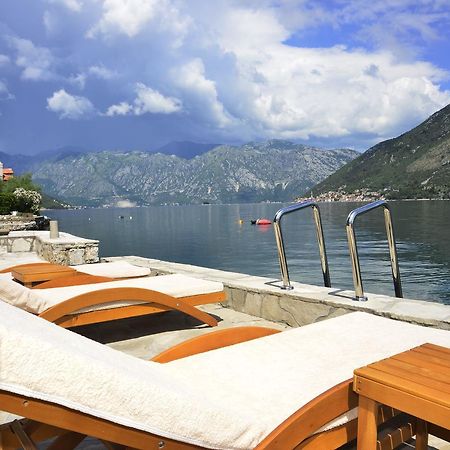 A Hundred Olive Trees Apartments Kotor Exteriör bild