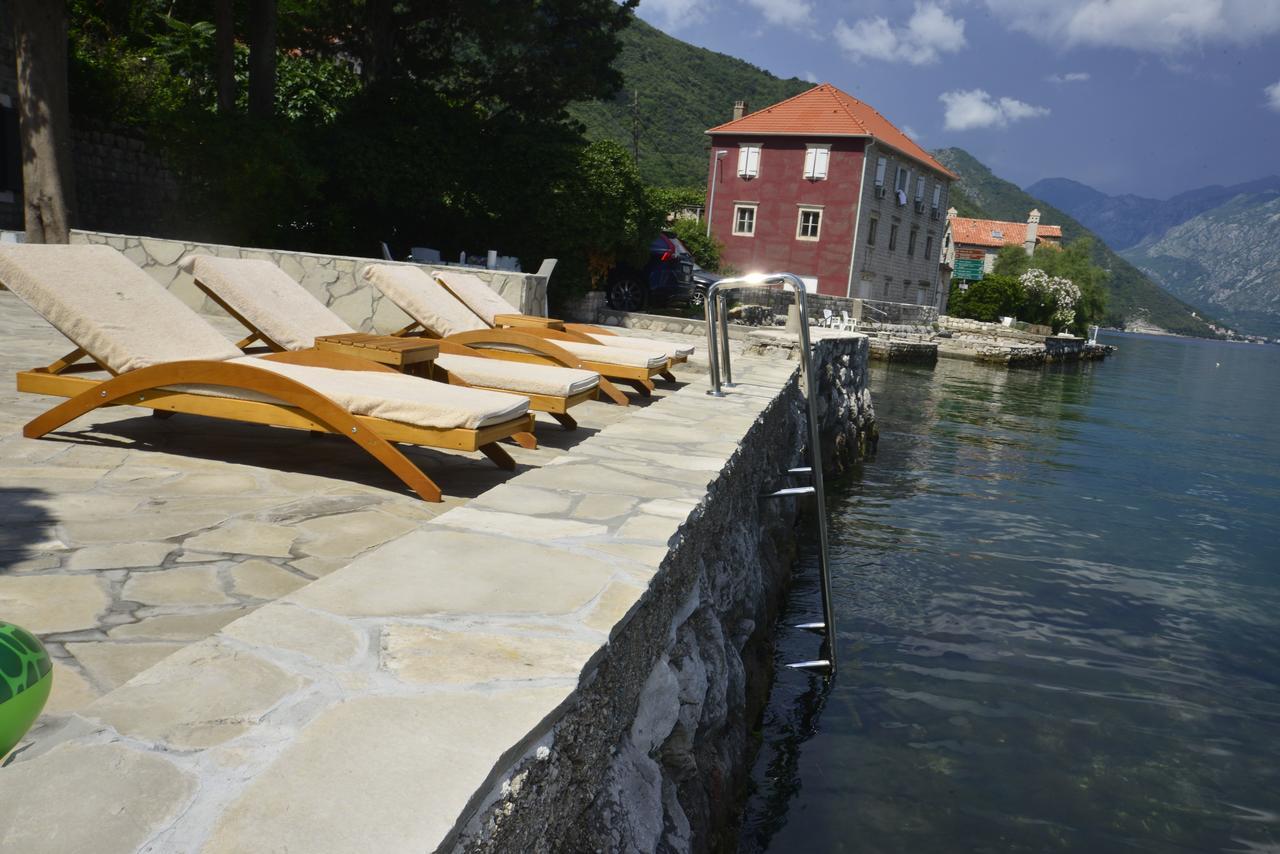 A Hundred Olive Trees Apartments Kotor Exteriör bild