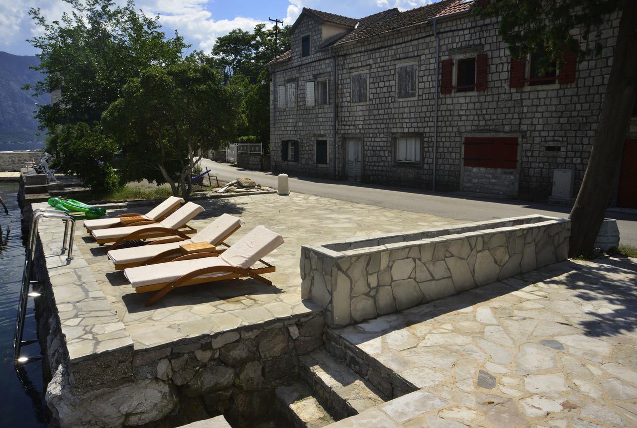 A Hundred Olive Trees Apartments Kotor Exteriör bild