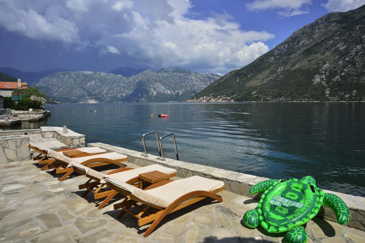 A Hundred Olive Trees Apartments Kotor Exteriör bild