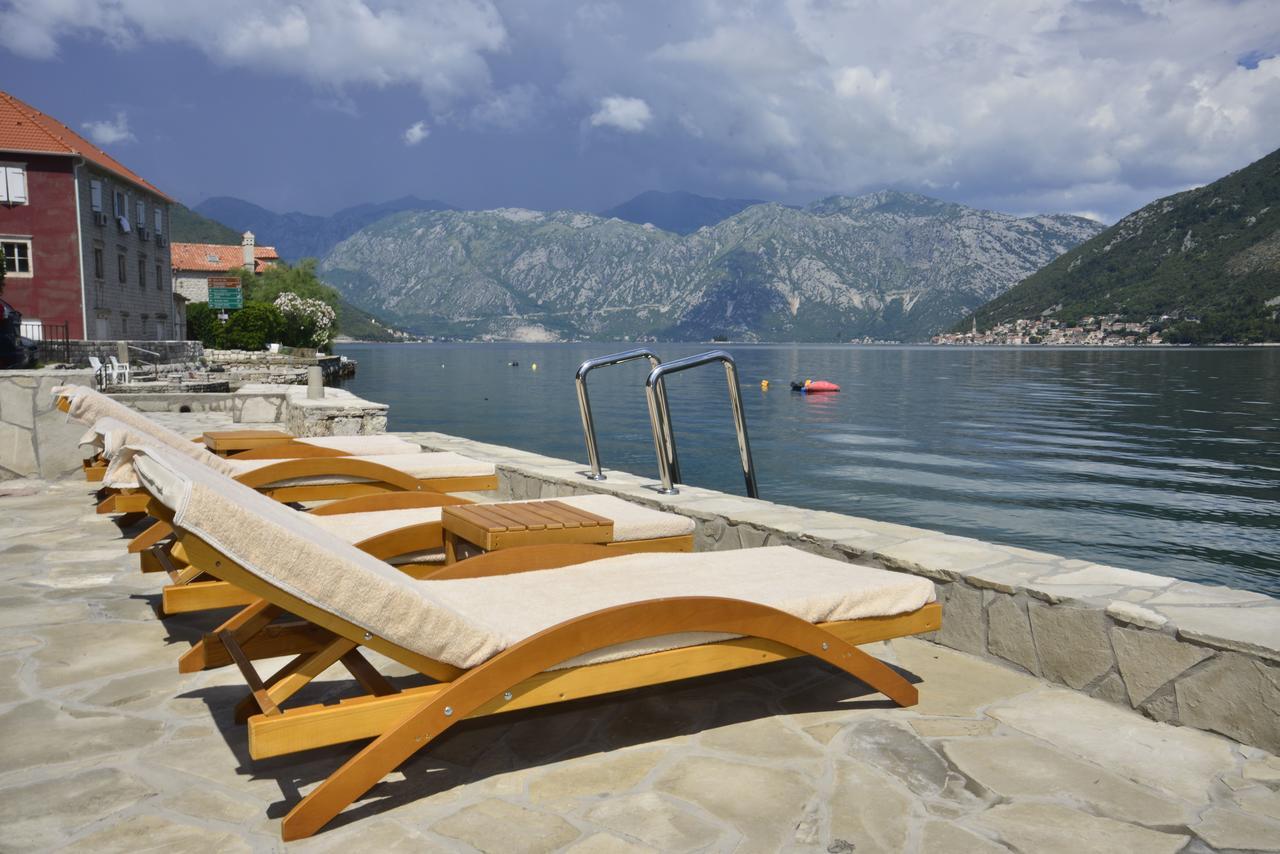 A Hundred Olive Trees Apartments Kotor Exteriör bild